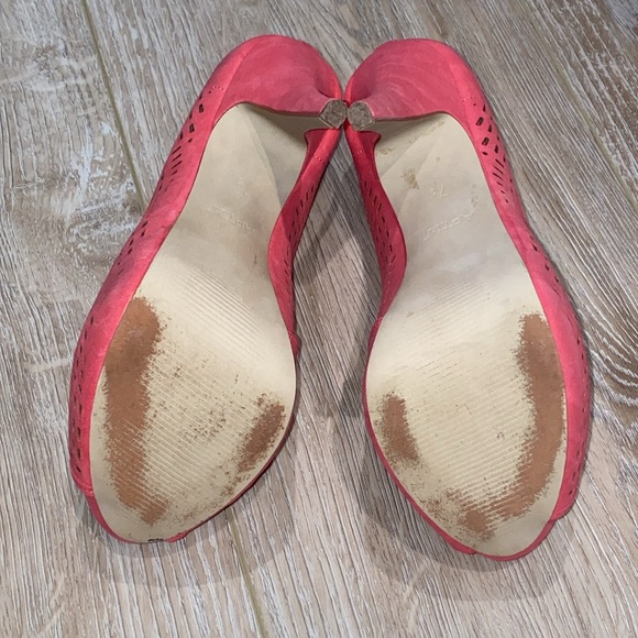 APT. 9 Hayden Heels 7.5 - Picture 6 of 6